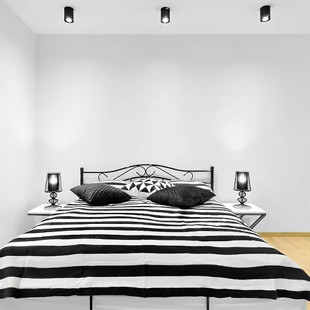 Ekoidea - Taja Apartment Krakow